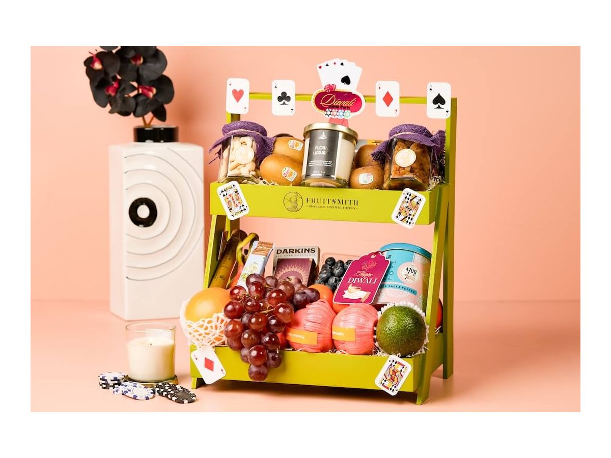 Olive Ladder Hamper