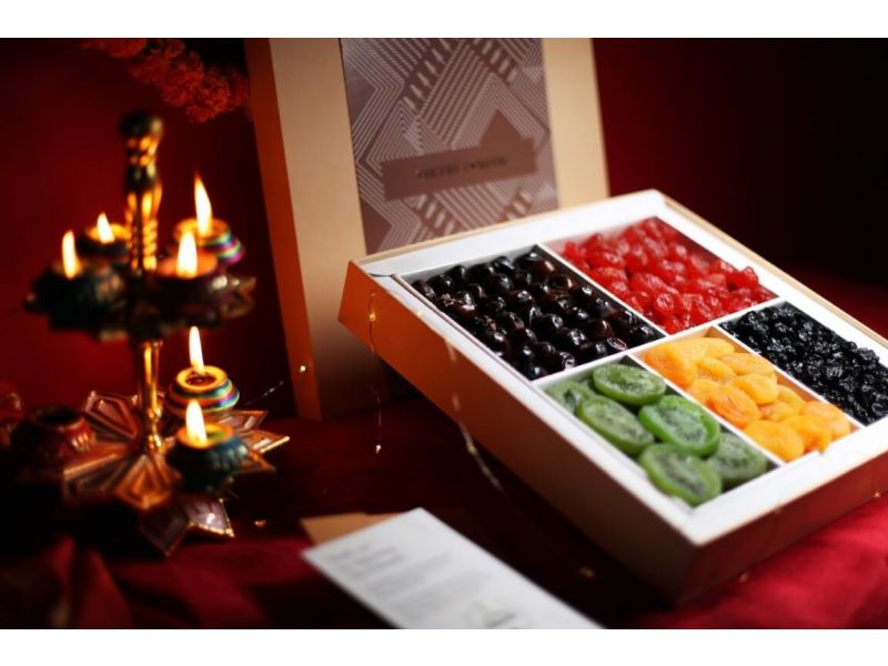Buy Online Fresh Diwali Sundried Hamper at Best Price in delhi ncr order online now