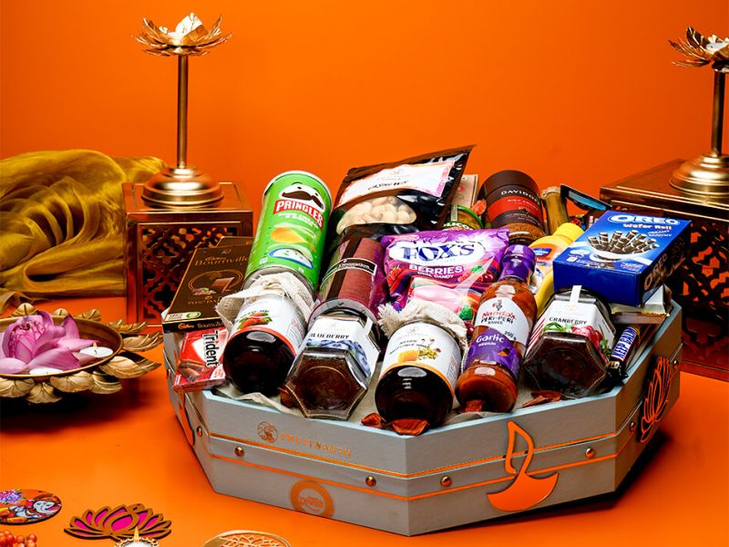 Luxury delicious hamper