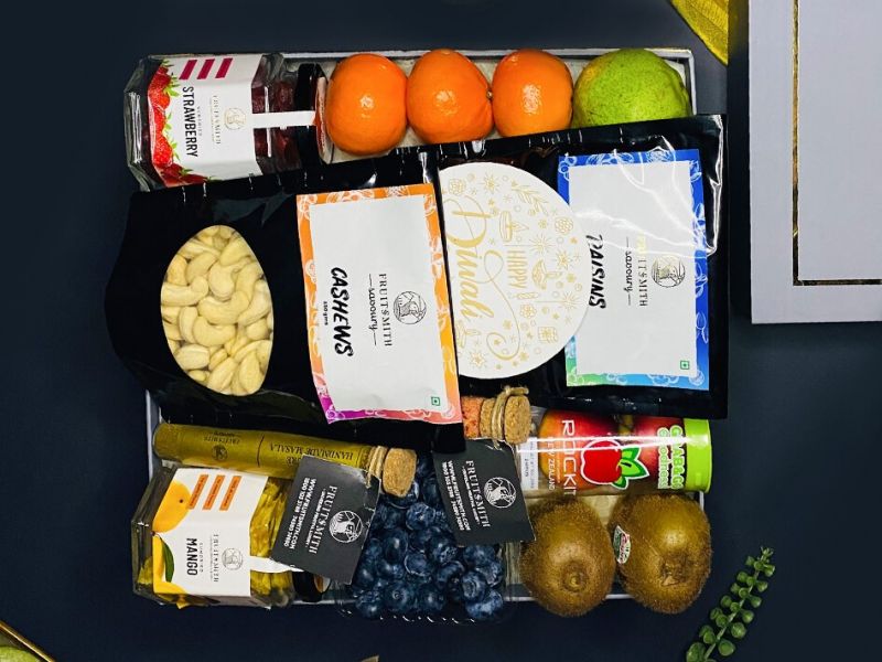 Luxury gracious hamper