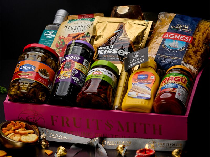 Luxury italian hamper