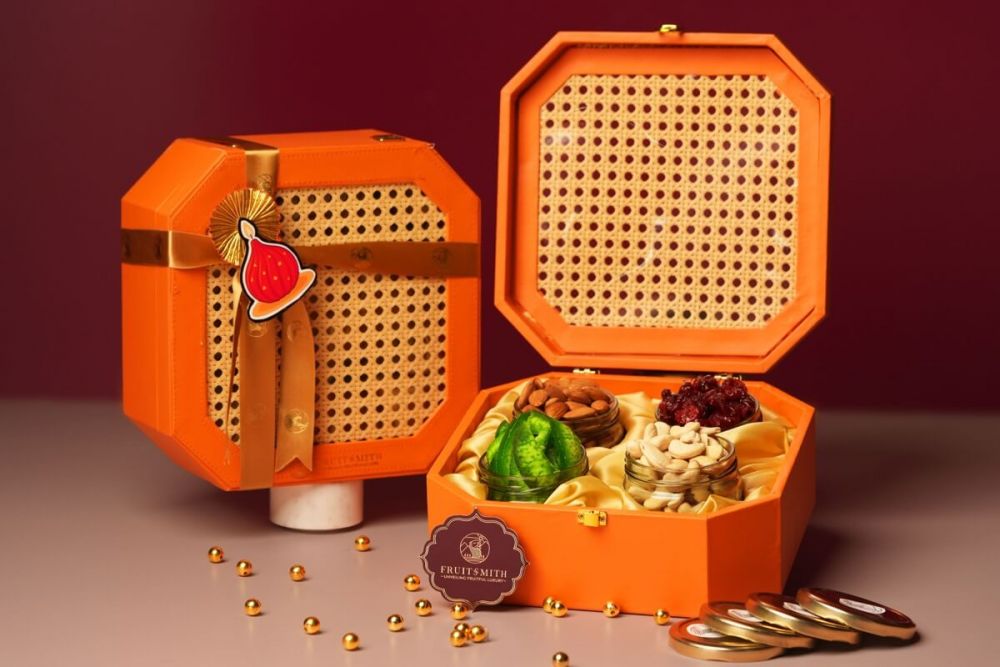 Diwali sweet & crunchy hamper