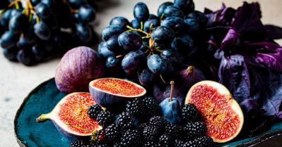 The Ultimate Guide to 17 Purple Fruits